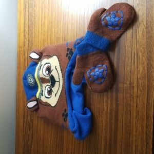 Paw Patrol stocking cap and matching gloves NWOT